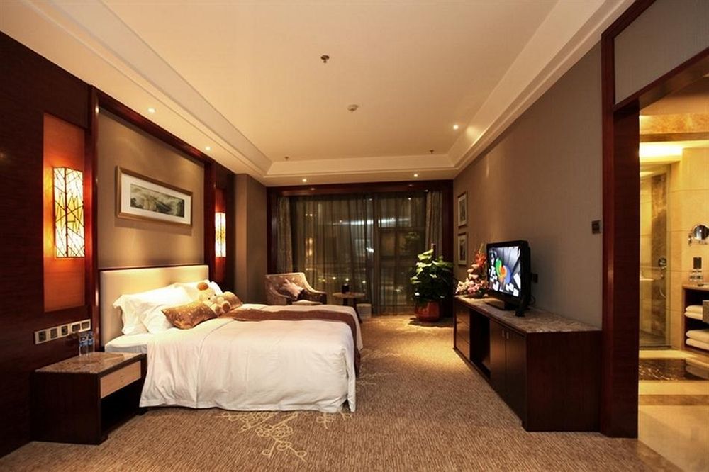 Empark Grand Hotel Changsha Rum bild